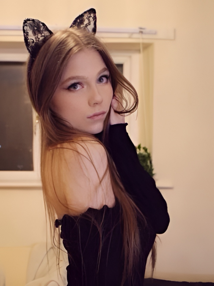 Розалия привлекальеная девушка из Владикавказа цена от 5000 руб