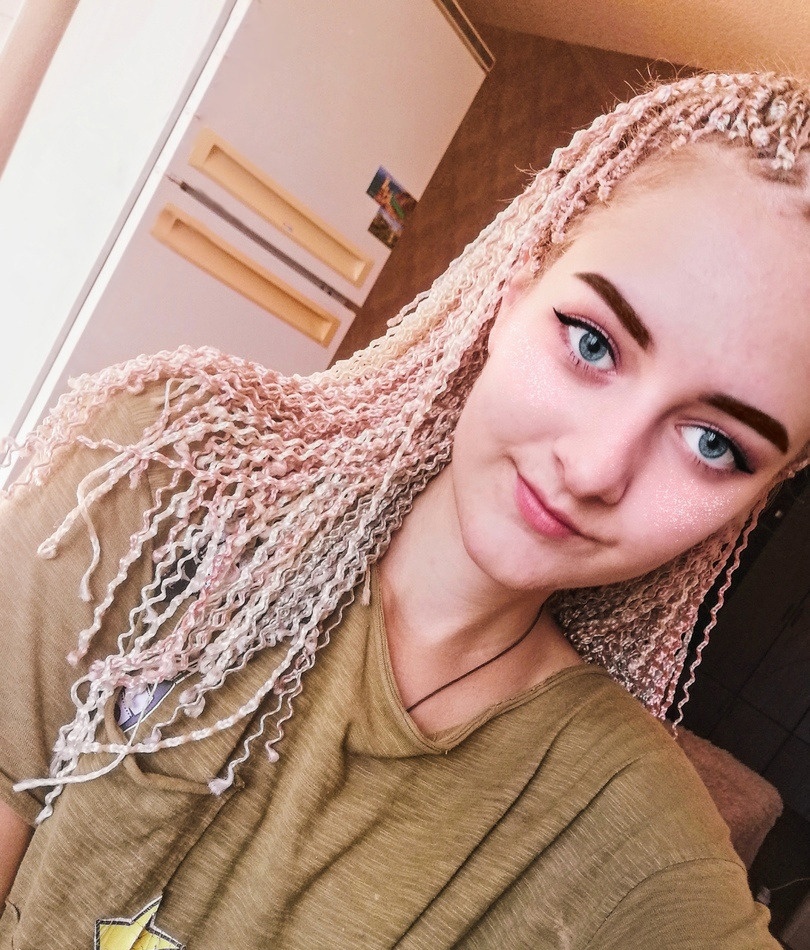 Ольга привлекальеная девушка из Владикавказа цена от 3000 руб