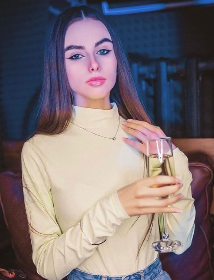 🎥 СВЕТА привлекальеная девушка из Владикавказа цена от 5000 руб