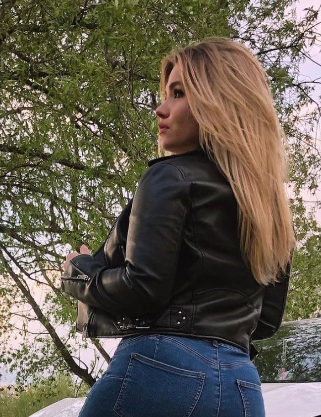 🎥 Рита привлекальеная девушка из Владикавказа цена от 4000 руб