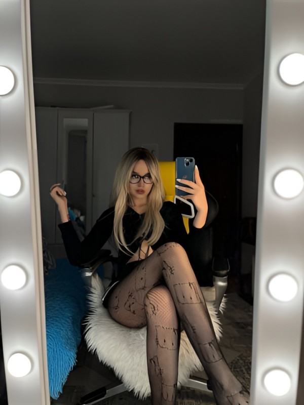 Фариза привлекательная девушка из Владикавказа цена от 2000 руб