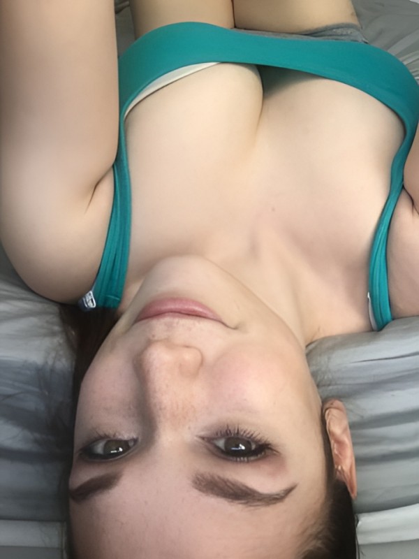 Хана привлекательная девушка из Владикавказа цена от 2500 руб