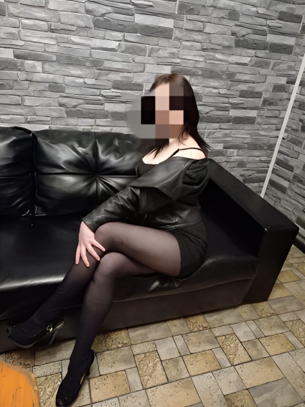 Стелла привлекательная девушка из Владикавказа цена от 1500 руб